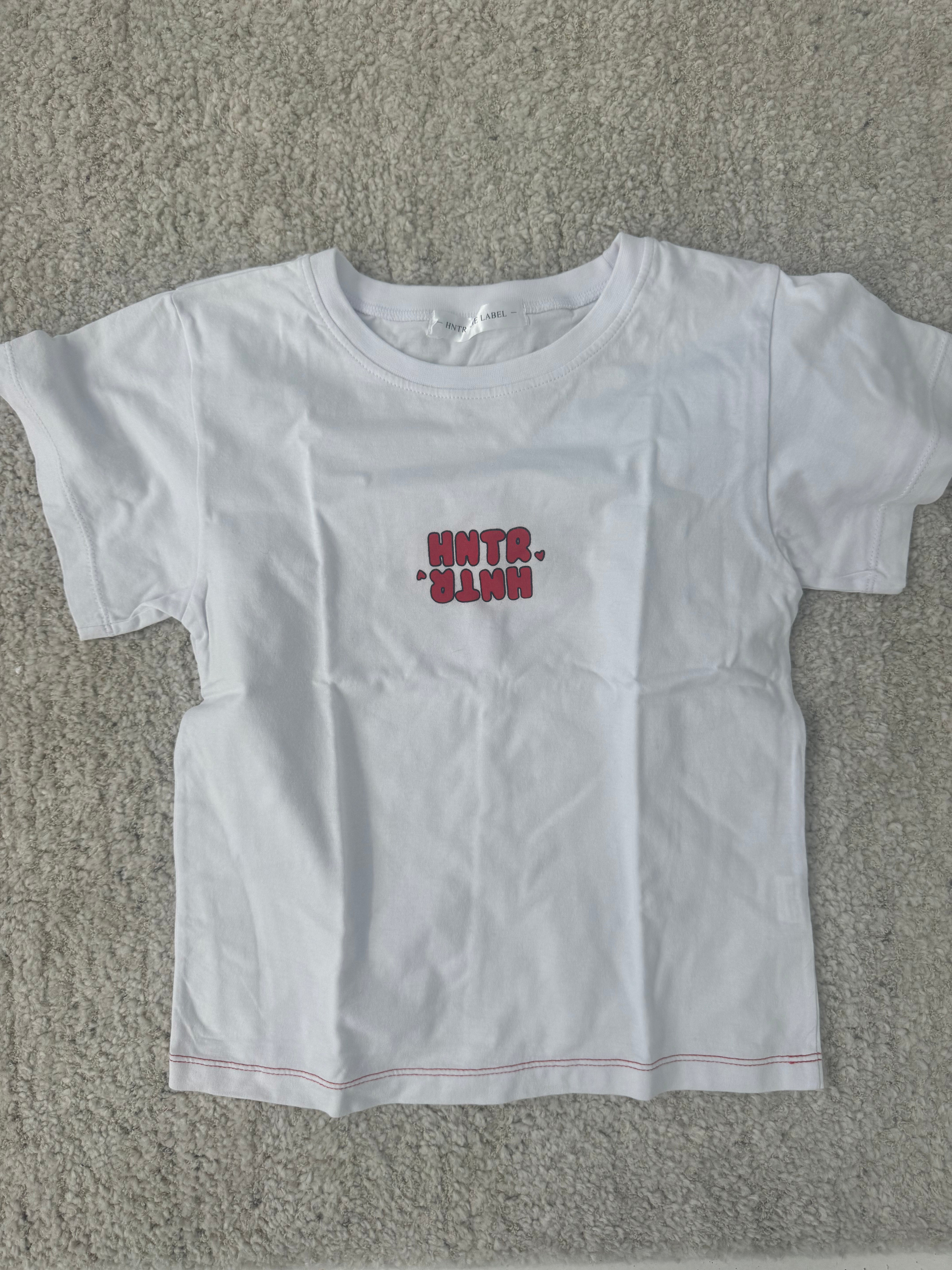 HNTR BABY TEE